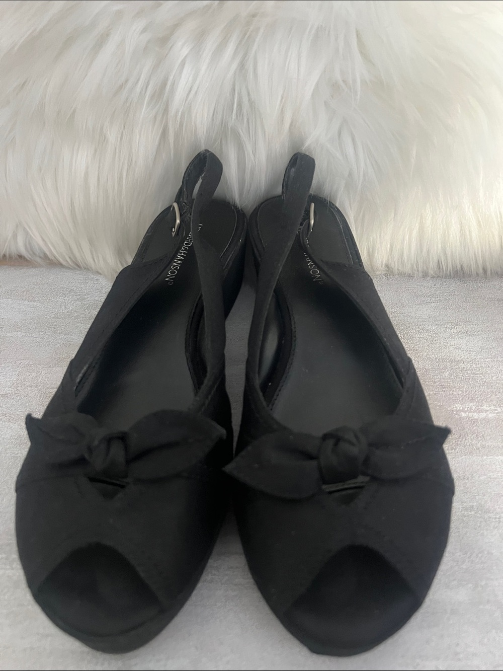 Hillard & Hanson Bella Black/Fabric Peep-Toe Slingback Platform Sandals